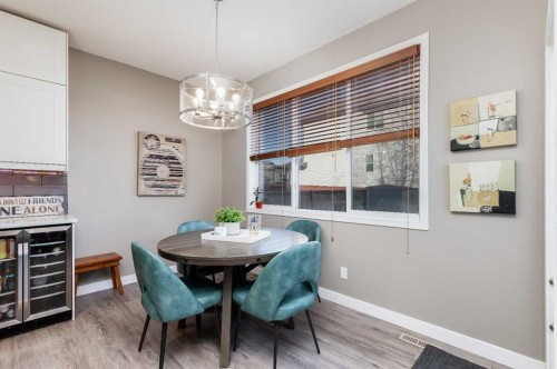 407 Morningside Crescent Sw, Airdrie, AB - Indoor Photo Showing Dining Room