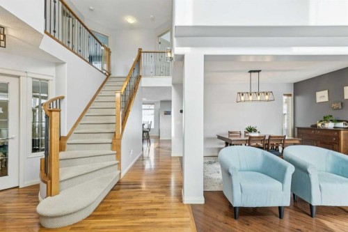 160 Sunset Close, Cochrane, AB - Indoor