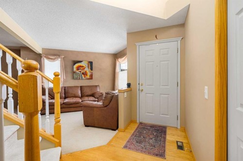 7945 Springbank Boulevard Sw, Calgary, AB - Indoor