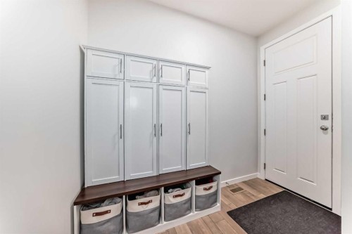 29 Cranbrook Mount Se, Calgary, AB - Indoor Photo Showing Other Room