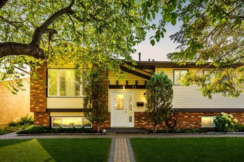 23 Whitlock Close Ne, Calgary, AB - Outdoor