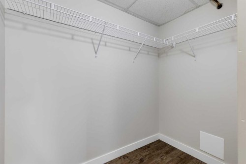 1511-2461 Baysprings Link Sw, Airdrie, AB - Indoor With Storage