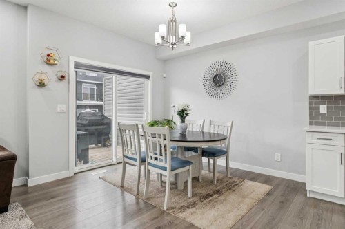 123 Walcrest Way Se, Calgary, AB - Indoor Photo Showing Dining Room