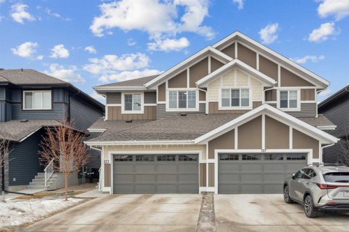 123 Walcrest Way Se, Calgary, AB - Outdoor With Facade