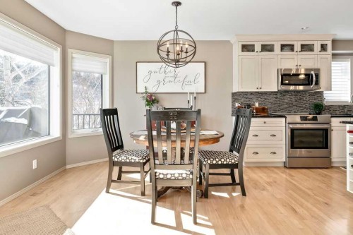 10 Bow Point, Cochrane, AB - Indoor Photo Showing Dining Room
