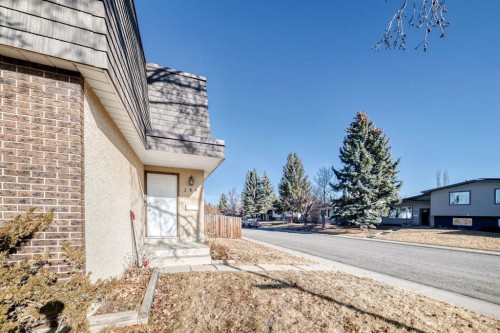 144 Silvergrove Road Nw, Calgary, AB 