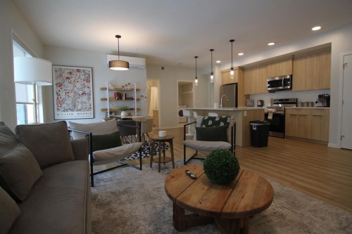 1207-220 Seton Grove Se, Calgary, AB - Indoor Photo Showing Living Room