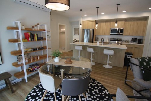 1207-220 Seton Grove Se, Calgary, AB - Indoor