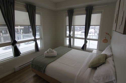 1207-220 Seton Grove Se, Calgary, AB - Indoor Photo Showing Bedroom