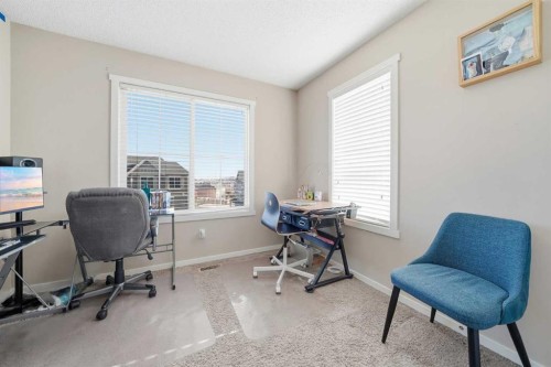 176 Evansview Gardens Nw, Calgary, AB - Indoor Photo Showing Office