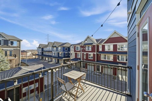 176 Evansview Gardens Nw, Calgary, AB - Outdoor With Balcony