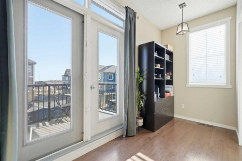176 Evansview Gardens Nw, Calgary, AB - Indoor Photo Showing Other Room