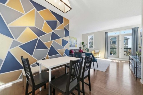 176 Evansview Gardens Nw, Calgary, AB - Indoor Photo Showing Other Room