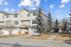 1224-7038 16 Avenue SE Calgary, AB T2A 7Z5