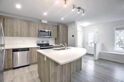 39 Yorkville Boulevard SW Calgary, AB T2X 4K2