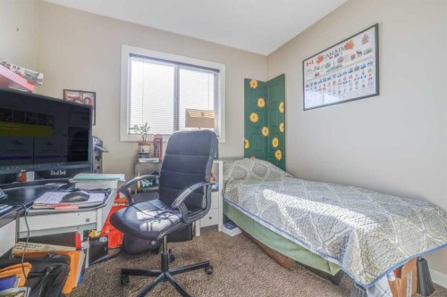 29 Redstone Common Ne, Calgary, AB - Indoor Photo Showing Bedroom