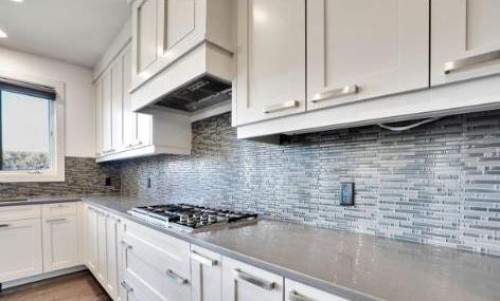 54 Wexford Crescent Sw, Calgary, AB - Indoor Photo Showing Kitchen With Upgraded Kitchen