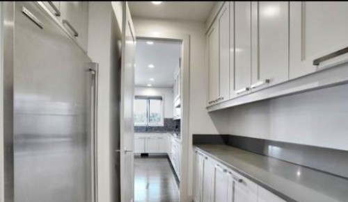 54 Wexford Crescent Sw, Calgary, AB - Indoor Photo Showing Other Room