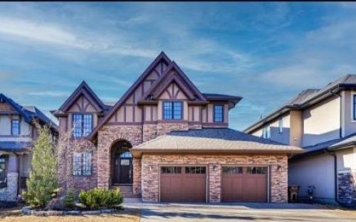 54 Wexford Crescent Sw, Calgary, AB - Outdoor With Facade