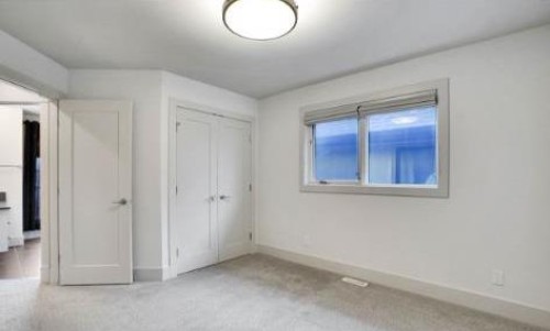 54 Wexford Crescent Sw, Calgary, AB - Indoor Photo Showing Other Room