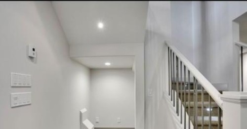 54 Wexford Crescent Sw, Calgary, AB - Indoor Photo Showing Other Room