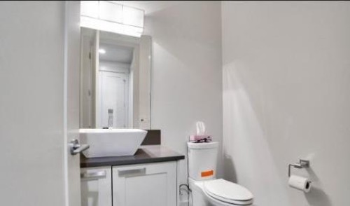 54 Wexford Crescent Sw, Calgary, AB - Indoor Photo Showing Bathroom