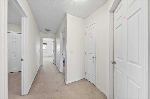 34 Saddlecrest Crescent Ne, Calgary, AB - Indoor Photo Showing Other Room