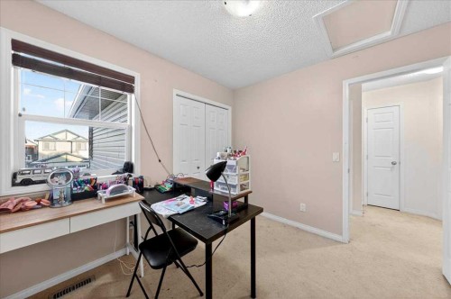 34 Saddlecrest Crescent Ne, Calgary, AB - Indoor Photo Showing Office