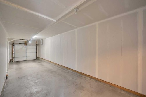 136-301 Redstone Boulevard Ne, Calgary, AB - Indoor