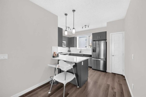 136-301 Redstone Boulevard Ne, Calgary, AB - Indoor Photo Showing Kitchen