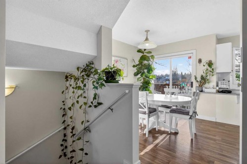 41 Sandarac Villas Nw, Calgary, AB - Indoor Photo Showing Dining Room