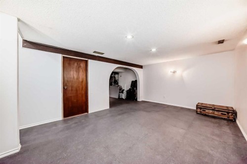 507 Brookpark Drive Sw, Calgary, AB 