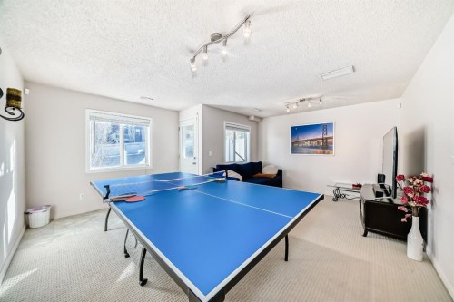 21 Royal Oak Gardens Nw, Calgary, AB - Indoor Photo Showing Other Room