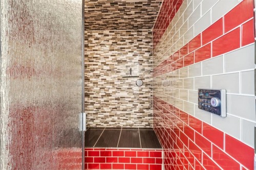 79 Riverglen Way Se, Calgary, AB - Indoor Photo Showing Other Room