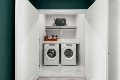 8161 8 Avenue, Calgary, AB - Indoor Photo Showing Laundry Room