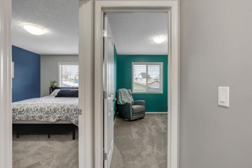 431 Silverado Plains Circle Sw, Calgary, AB - Indoor Photo Showing Bedroom