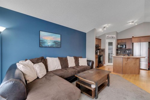 431 Silverado Plains Circle Sw, Calgary, AB - Indoor Photo Showing Living Room