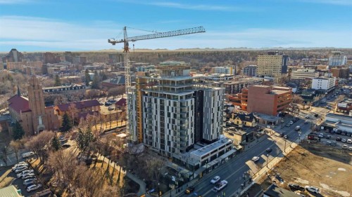 708-210 18 Avenue Sw, Calgary, AB - Outdoor With View
