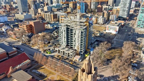 708-210 18 Avenue Sw, Calgary, AB - Outdoor With View