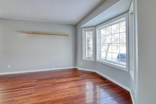 136 Chaparral Ridge Circle Se, Calgary, AB - Indoor Photo Showing Other Room