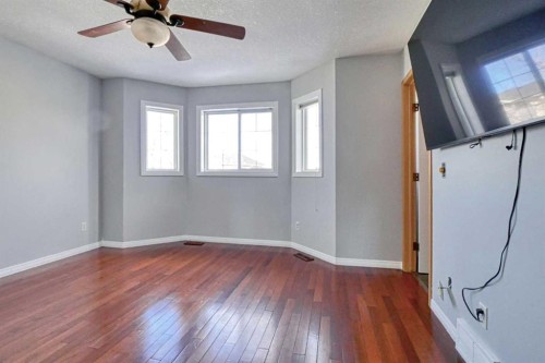 136 Chaparral Ridge Circle Se, Calgary, AB - Indoor Photo Showing Other Room