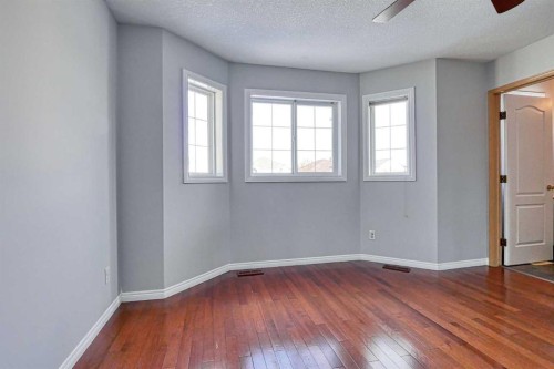 136 Chaparral Ridge Circle Se, Calgary, AB - Indoor Photo Showing Other Room