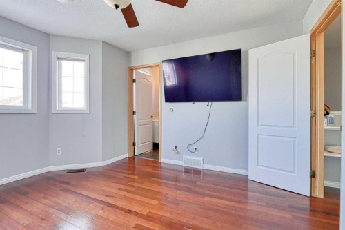 136 Chaparral Ridge Circle Se, Calgary, AB - Indoor Photo Showing Other Room