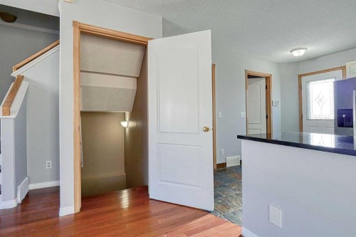 136 Chaparral Ridge Circle Se, Calgary, AB - Indoor Photo Showing Other Room