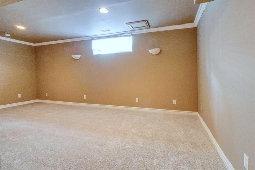 136 Chaparral Ridge Circle Se, Calgary, AB - Indoor Photo Showing Other Room