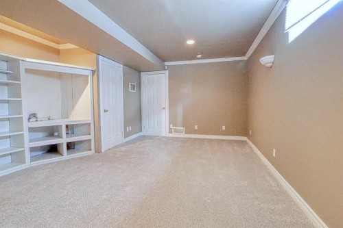 136 Chaparral Ridge Circle Se, Calgary, AB - Indoor Photo Showing Other Room