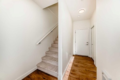 903-135 Belmont Passage Sw, Calgary, AB - Indoor Photo Showing Other Room