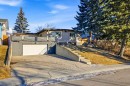 524 Hunterplain Hill Nw, Calgary, AB  - Outdoor 