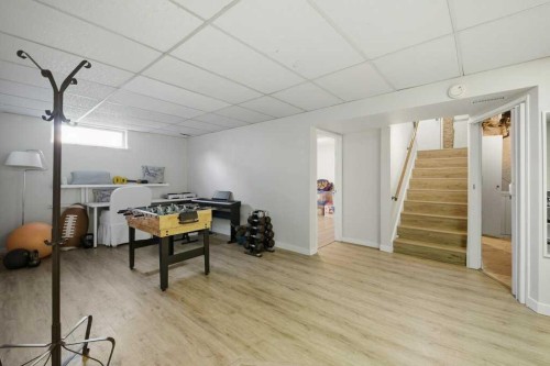 524 Hunterplain Hill Nw, Calgary, AB - Indoor Photo Showing Other Room