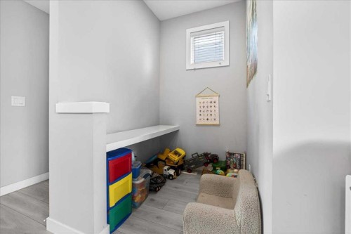 170 Creekside Drive Sw, Calgary, AB - Indoor Photo Showing Other Room